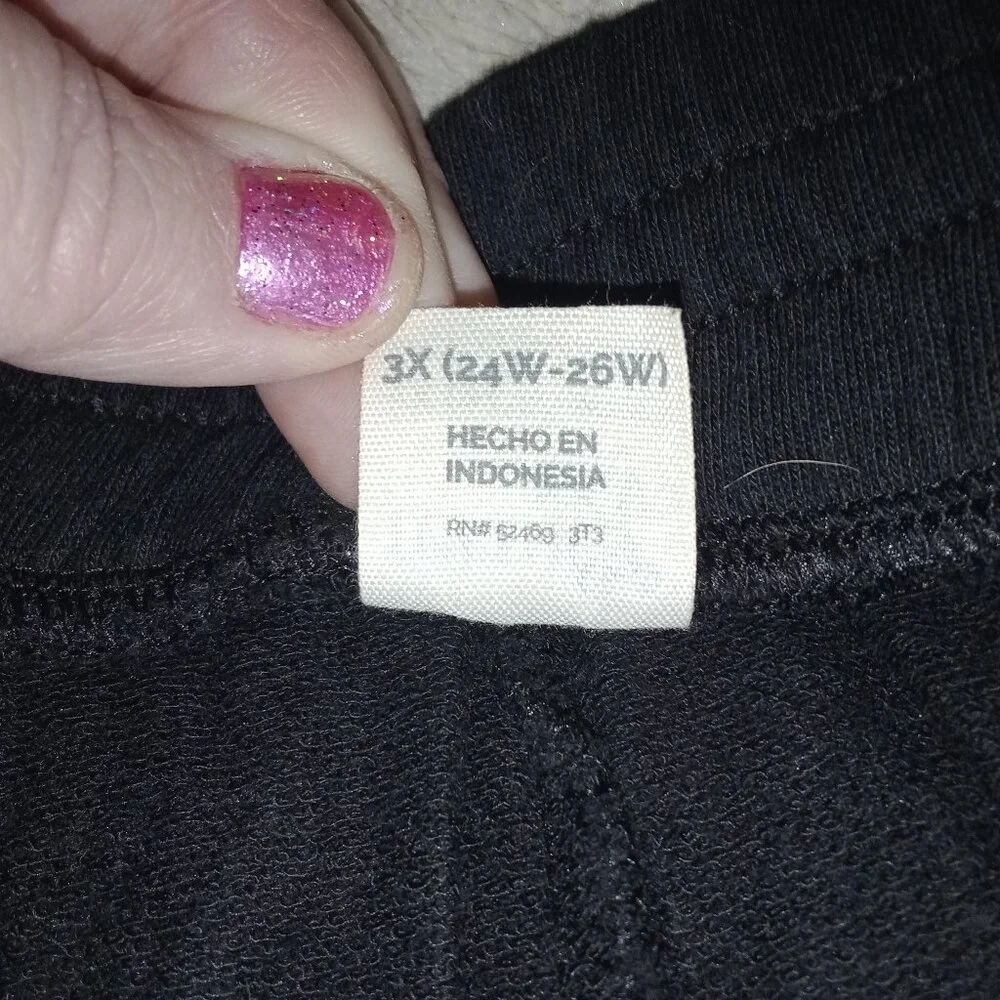 Lot of 2 Terra & Sky Loose Fit Cropped Capri Sweatpants Plus Size 3X (24W/26W) - Picture 12 of 15